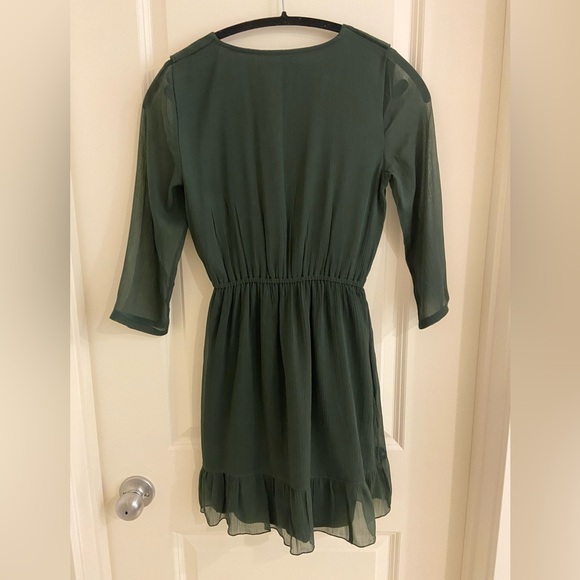 NWT Abercrombie Green Ruffle Wrap Dress - Picture 2 of 3